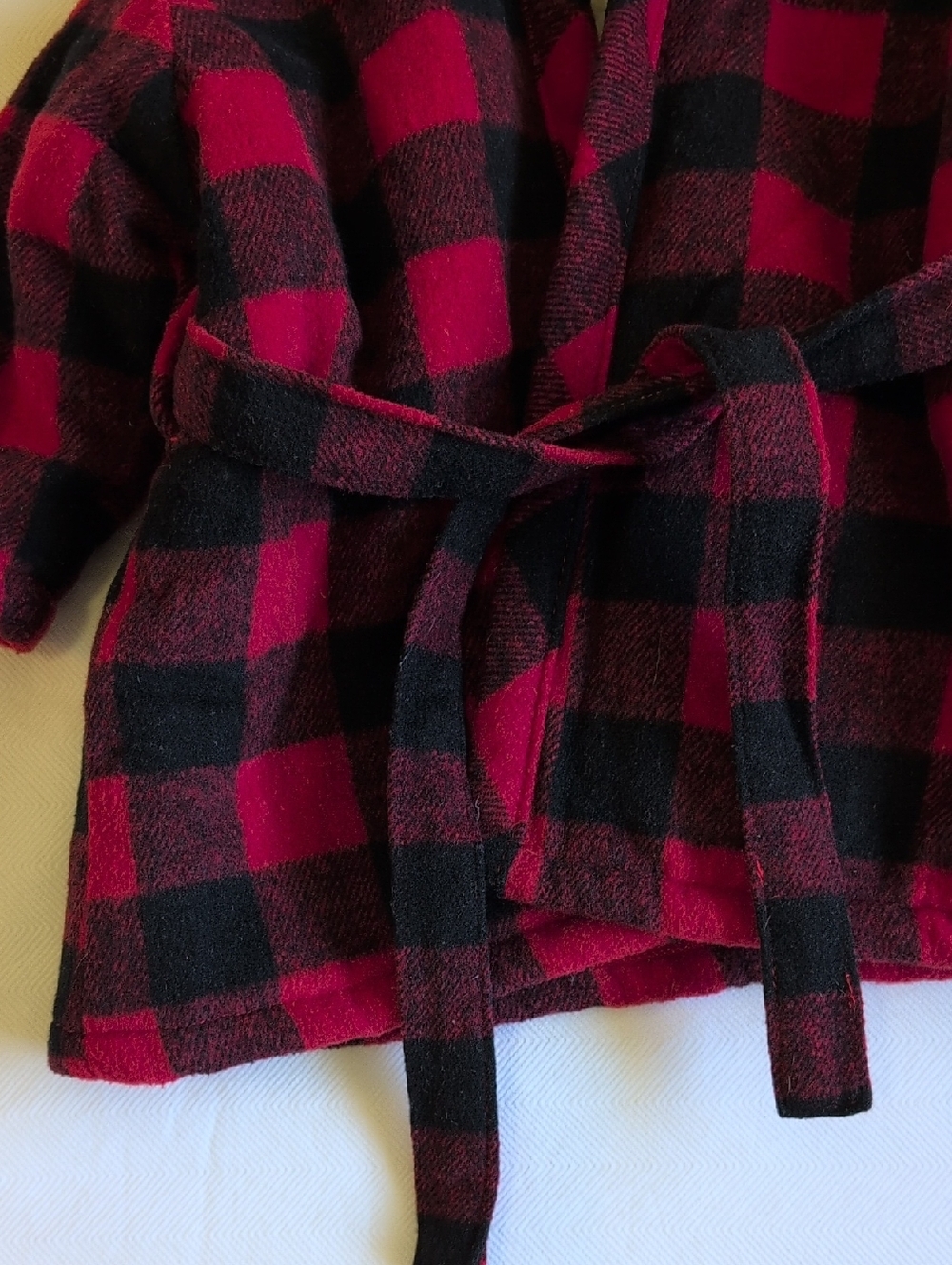 Indigo Baby Buffalo Plaid Plush Robe Hooded Red Black Fleece Size 0-12M - Picture 3 of 8